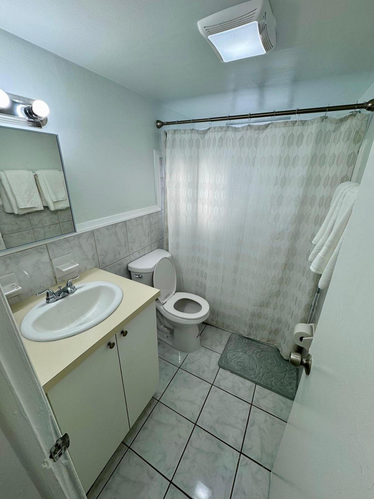 Apartment In Hollywood Close To Beach & Shops 101 Екстер'єр фото